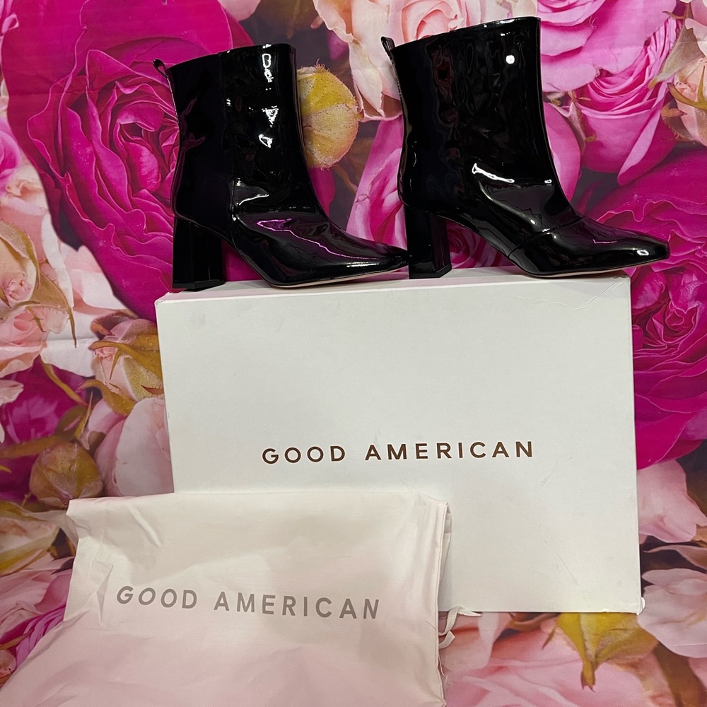 NIB Good American Boots